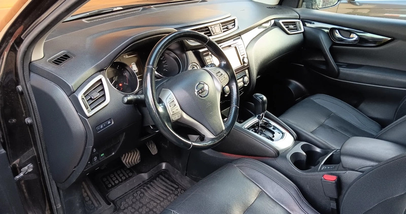 Nissan Qashqai cena 47900 przebieg: 207000, rok produkcji 2014 z Człuchów małe 191